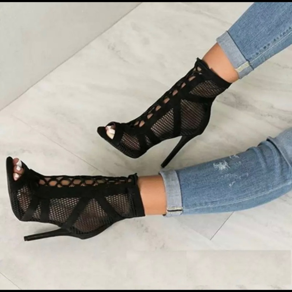 Mesh Tie Heels - Picture 3 of 4